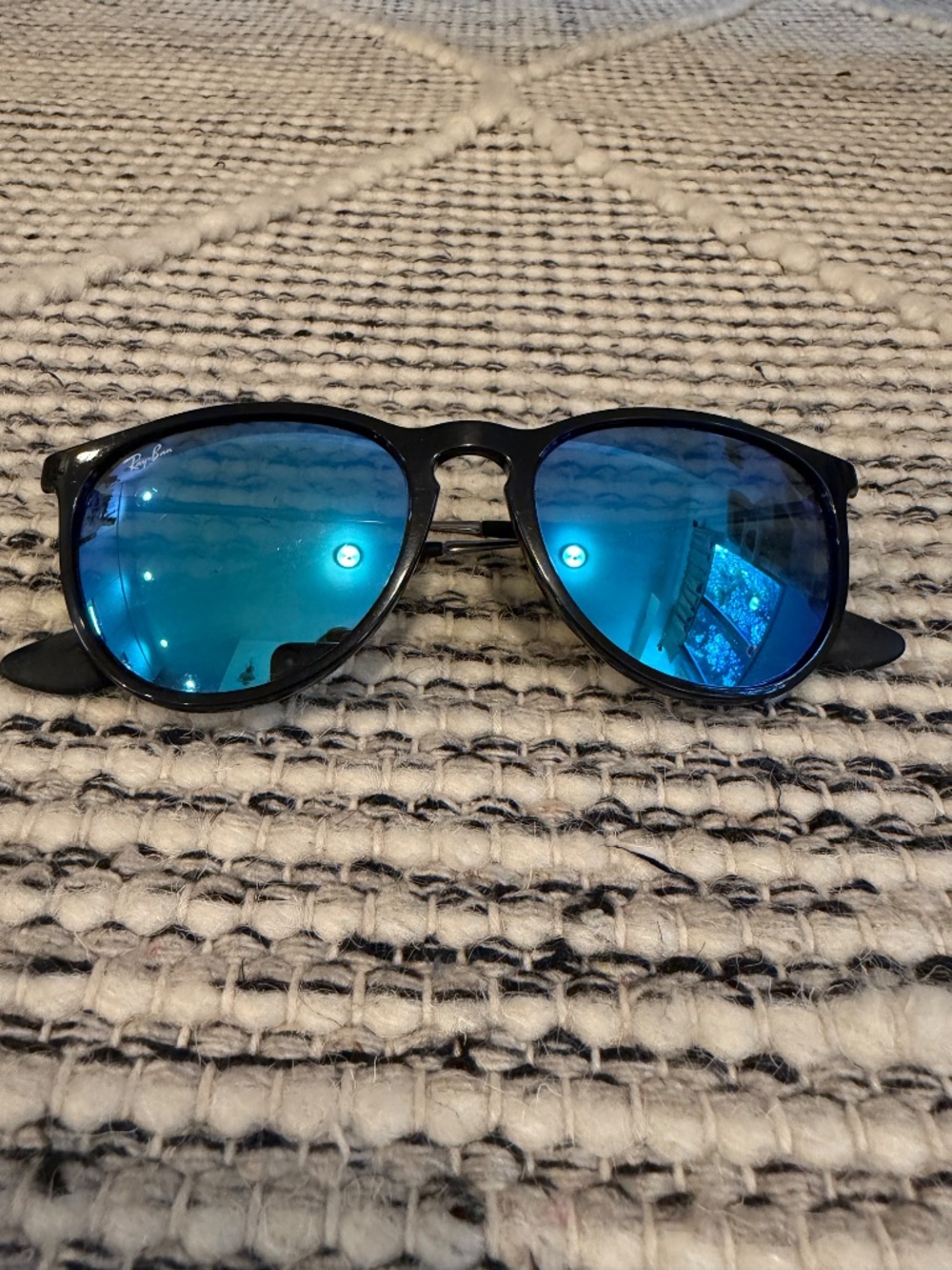 Ray-Ban Erika - Picture 2 of 6